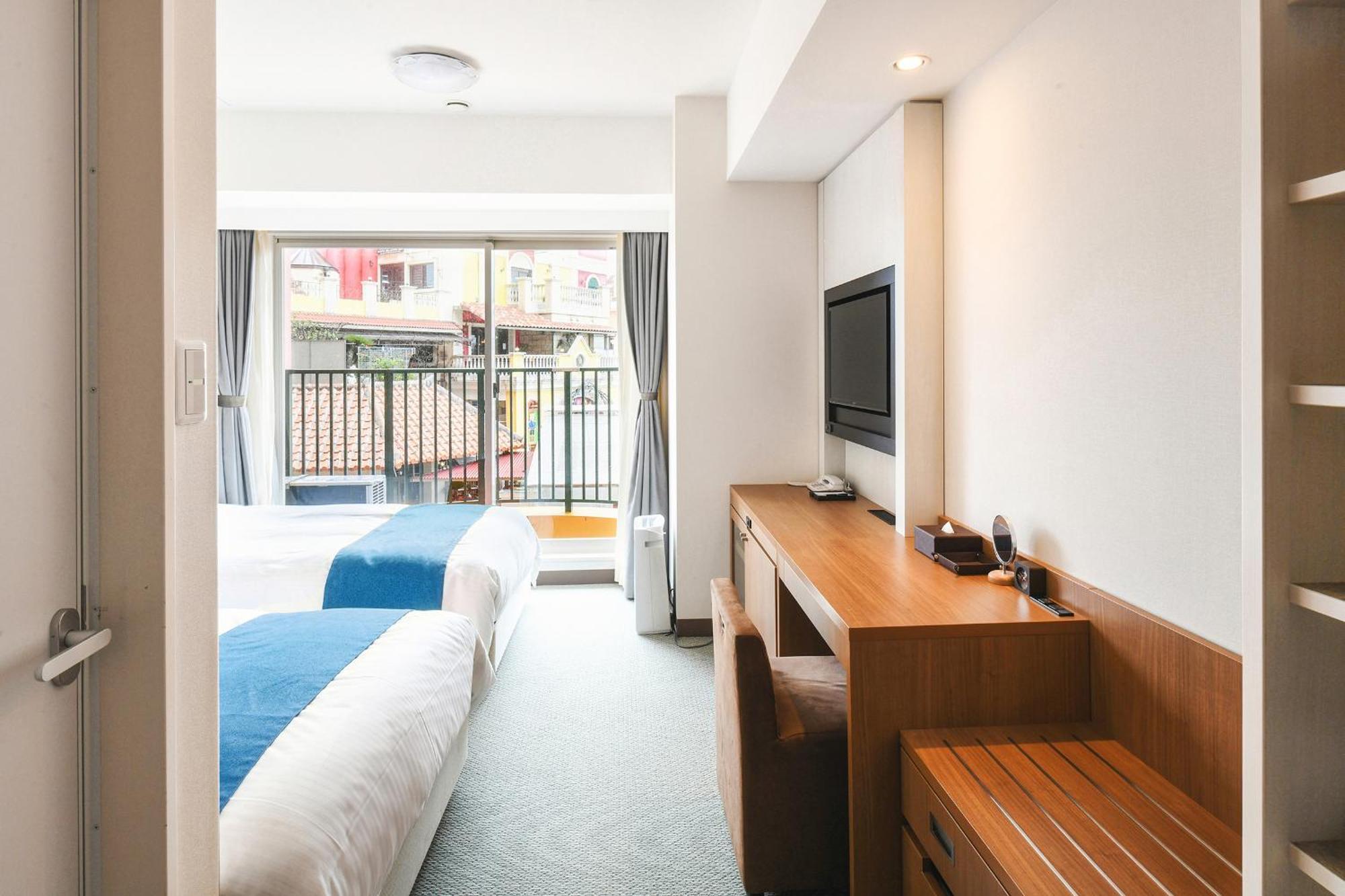 Vessel Hotel Campana Okinawa Тятан Экстерьер фото