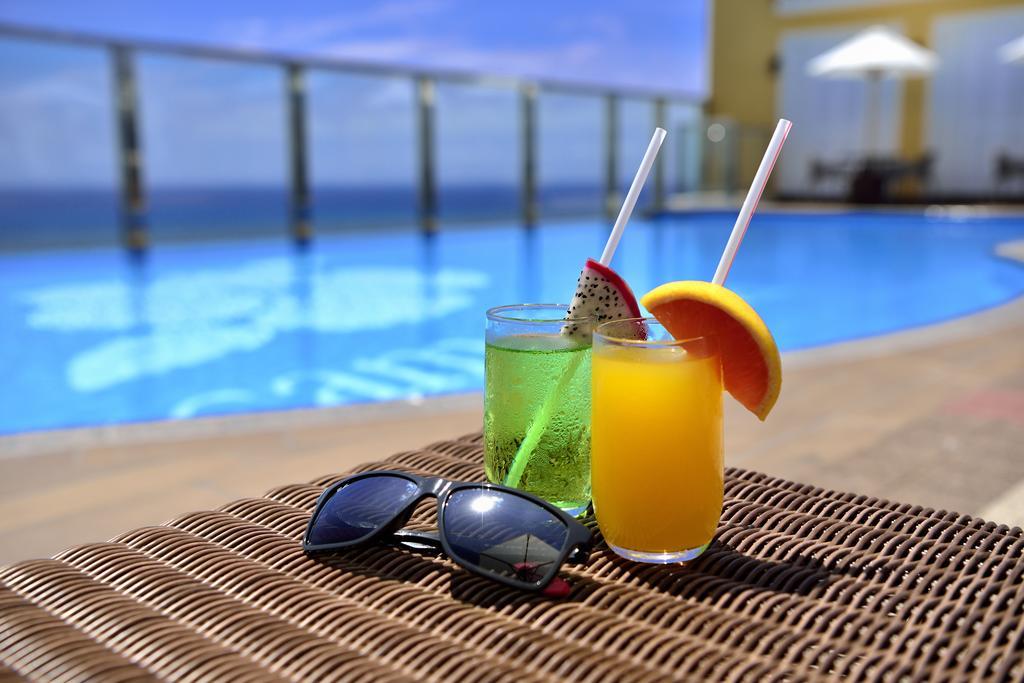 Vessel Hotel Campana Okinawa Тятан Экстерьер фото